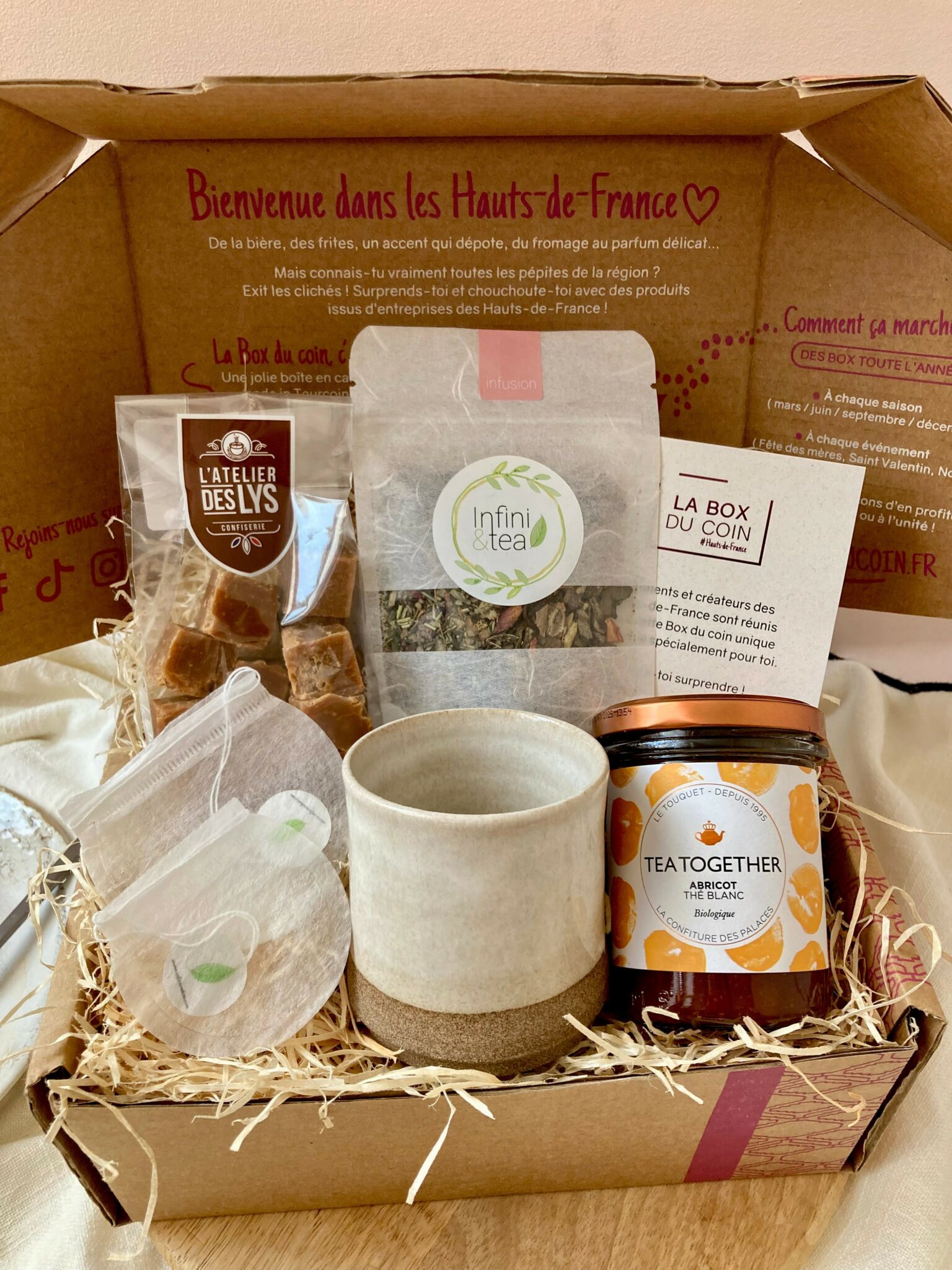 coffret-cadeau-femme-la-box-the-la-box-du-coin