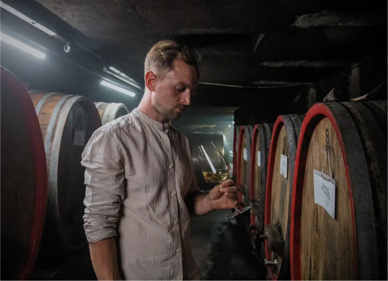 cadeau-homme-40-ans-abonnement-ou-coffret-prestige-un-monde-en-bouteille