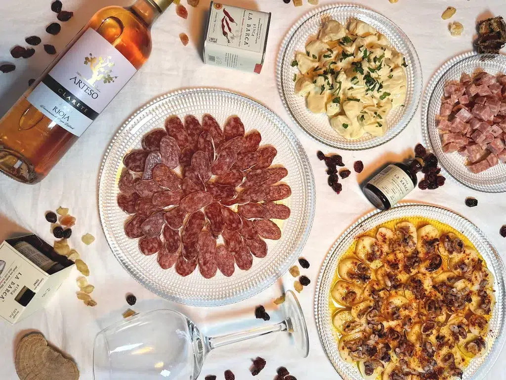 la-box-a-tapas-bouteille-de-rose