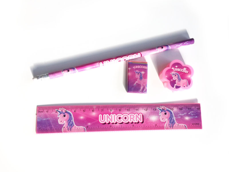 Anniversaire-theme-licorne-Happy-Kids-Box-Papeterie