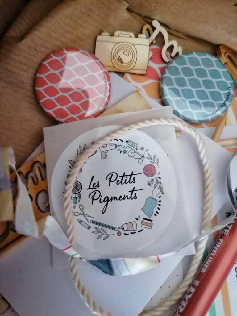 Les Petits Pigments - Été 2023 Test box Les petits pigments ete 2023 5 1