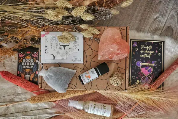 Witches Box - Juillet 2023 Witches-box-juillet-2023