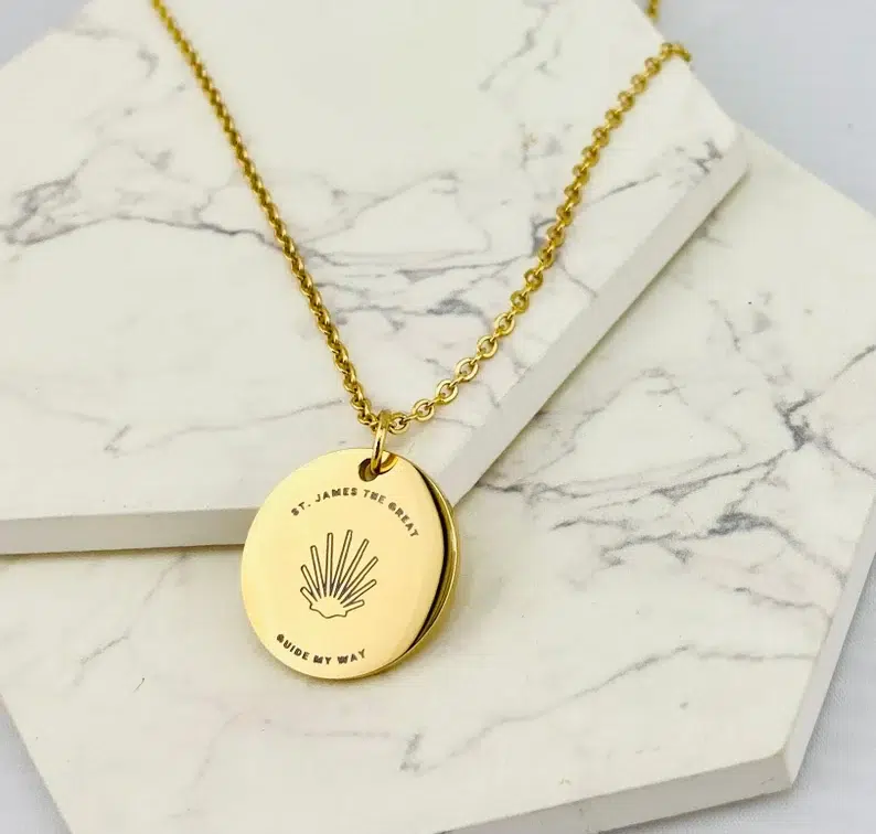 Equipements-saint-jacques-de-compostelle-Etsy-Collier