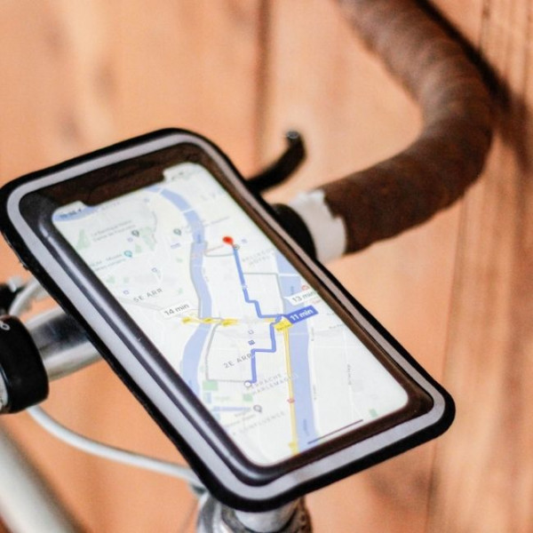 Equipements-saint-jacques-de-compostelle-Pedaleur-Support-Velo