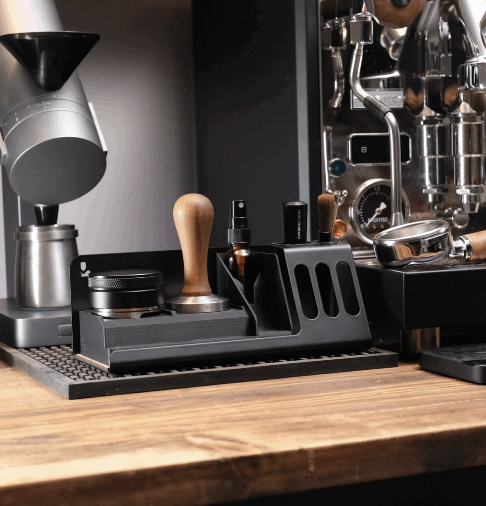 Offrir un cadeau à une femme célibataire : stop aux clichés ! Astuces et conseils Cadeau femme célibataire Cadeau femme celibataire Cuisine