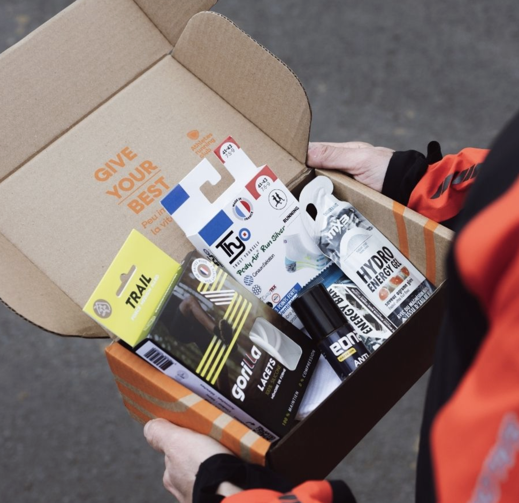 Offrir un cadeau à un homme célibataire : le guide anti-galère Astuces et conseils Cadeau homme célibataire Cadeau homme celibataire Athletes Running Club