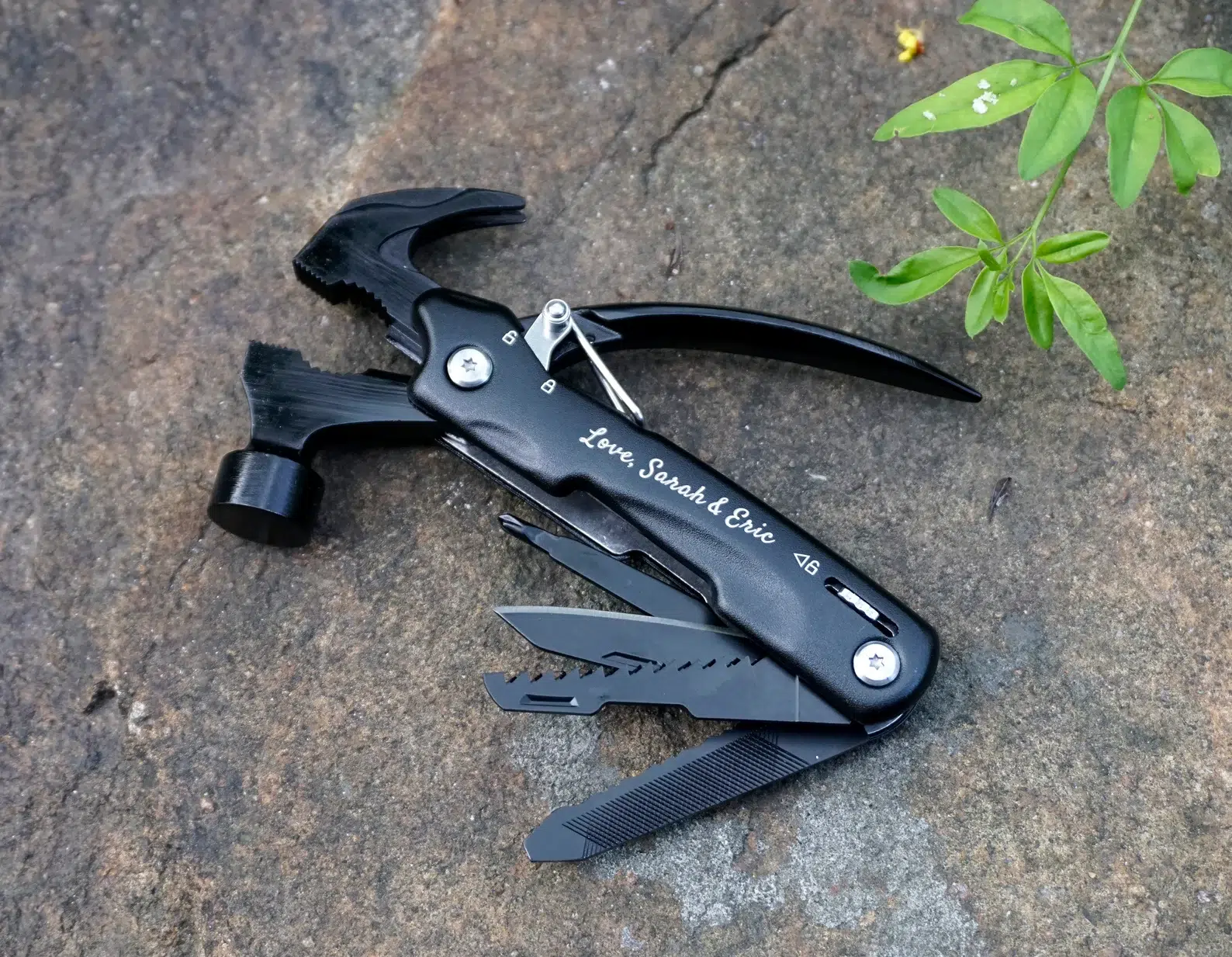 20 idées cadeaux bricoleurs 2025 (qui vont vraiment servir !) Astuces et conseils Cadeaux bricolage Cadeaux bricoleurs Etsy Marteau