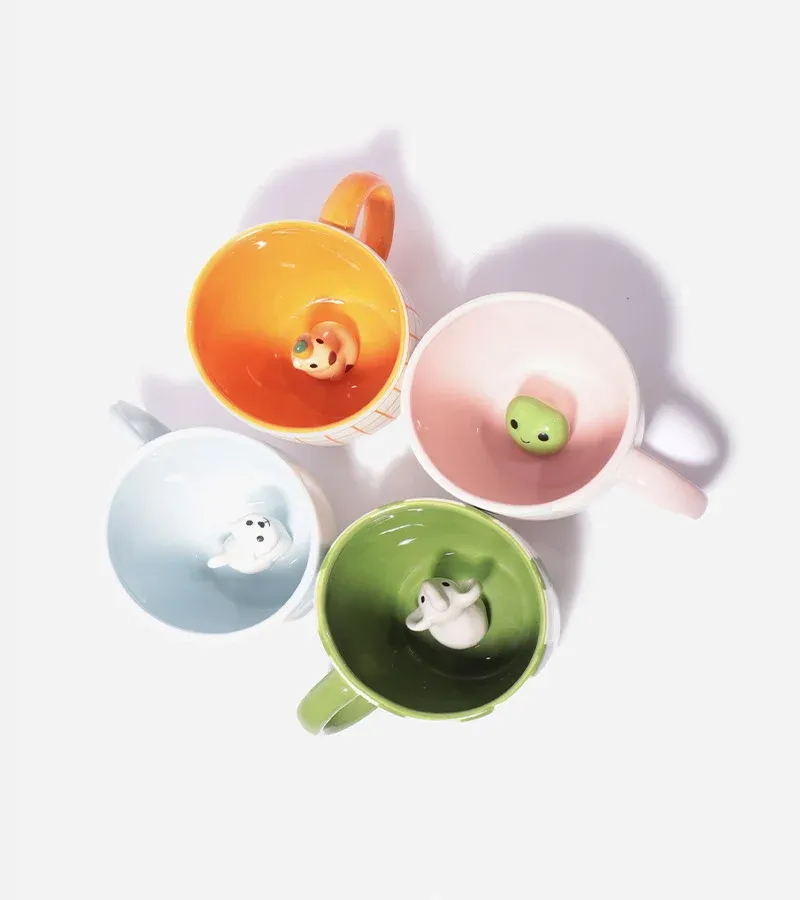 Idee-cadeau-moins-de-20-euros-L-avant-Gardiste-Mug-avec-animal-cache