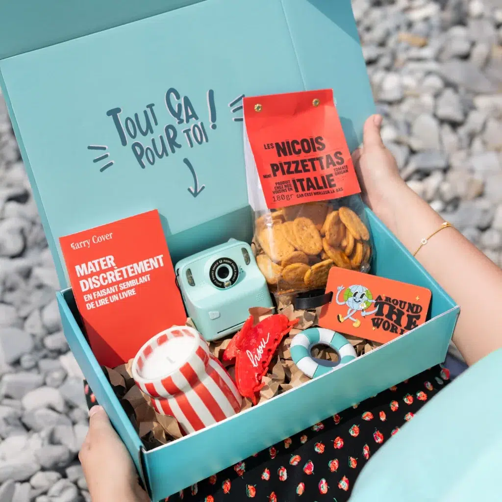 Idée de cadeau pour un collègue qui part : marquer le coup avec style Astuces et conseils cadeau pour un collègue qui part Cadeau collegue depart Mieux que des Fleurs Coffret