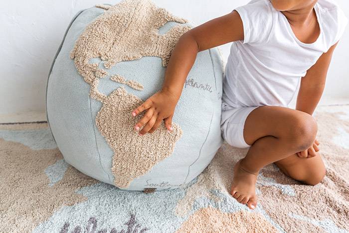 Cadeau Enfant 12 Ans Cadeau-12-ans-Reve-de-Pan-Carte-du-monde-pouf-en-coton
