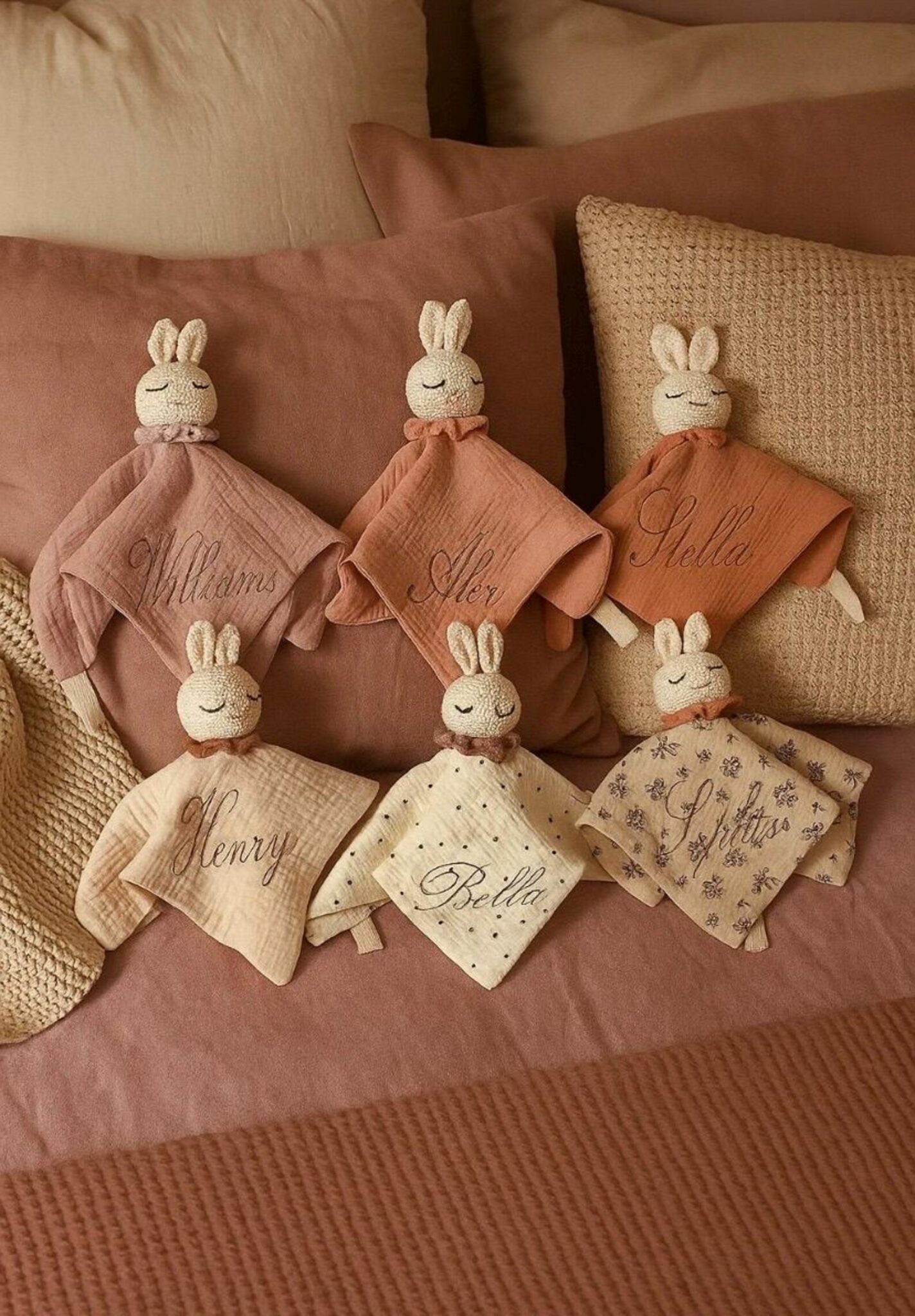 Quel Cadeau Offrir Pour Un Baptême ? 20 Idées Incontournables Baptême Quel cadeau offrir pour un baptême ? 20 idées incontournables Astuces et conseils baptême Cadeaux Bapteme5 scaled