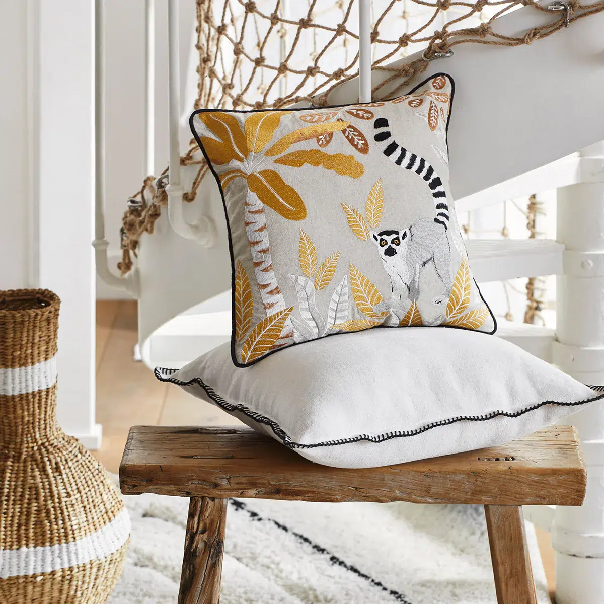 Cadeau-Anniversaire-Femme-90-Ans-Housse-de-coussin-MADAGASCAR-Madura