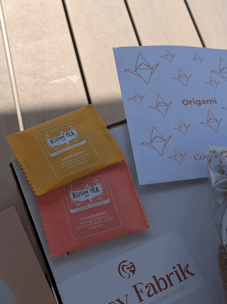 Cosy Fabrik : la box créative qui allie détente, plaisir et bien-être - Test Cosy Fabrik, box octobre 2025 Test box test My Food Experiences Test Cosy Fabrik2