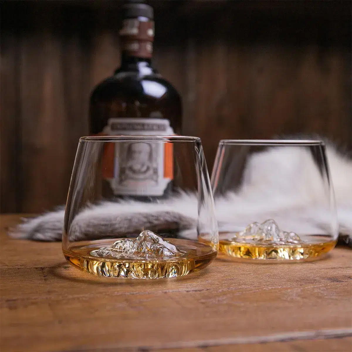 Cadeau-couple-1-an-Les-Raffineurs-Coffret-de-2-verres-topographic-1